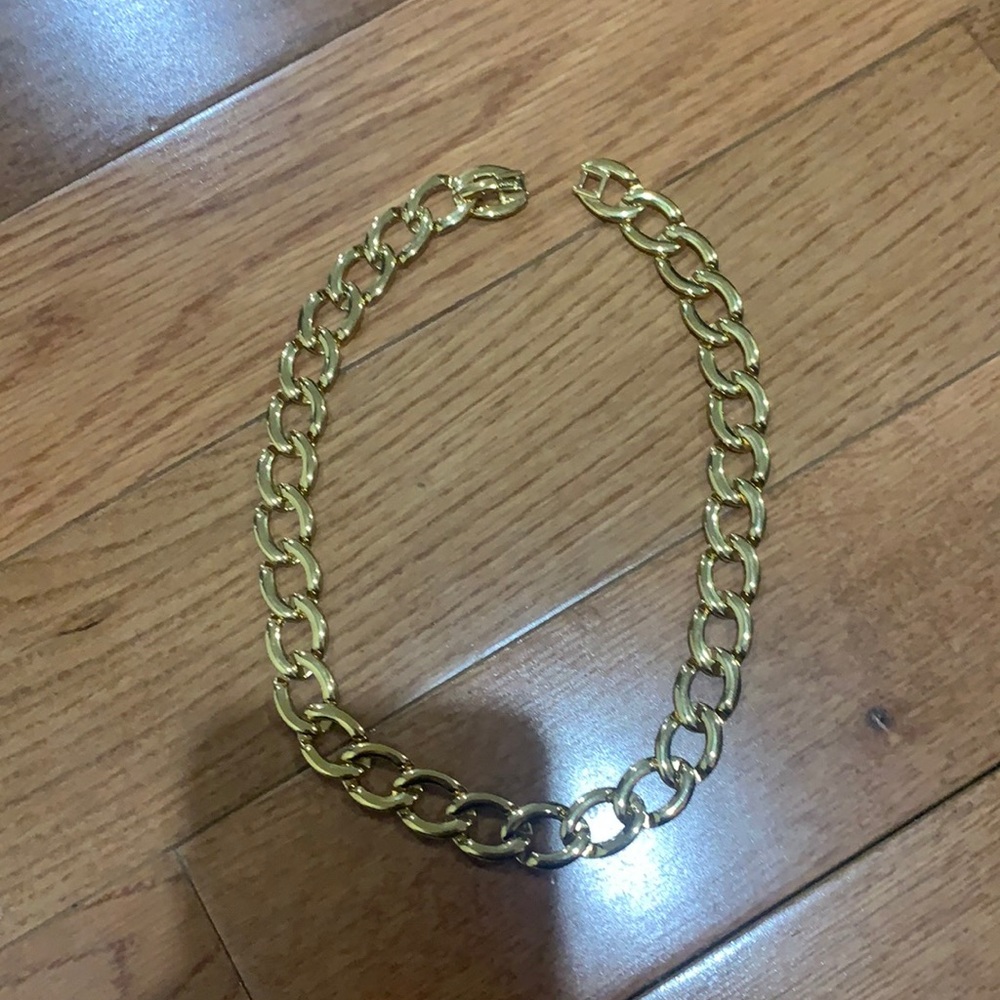 Monet necklace